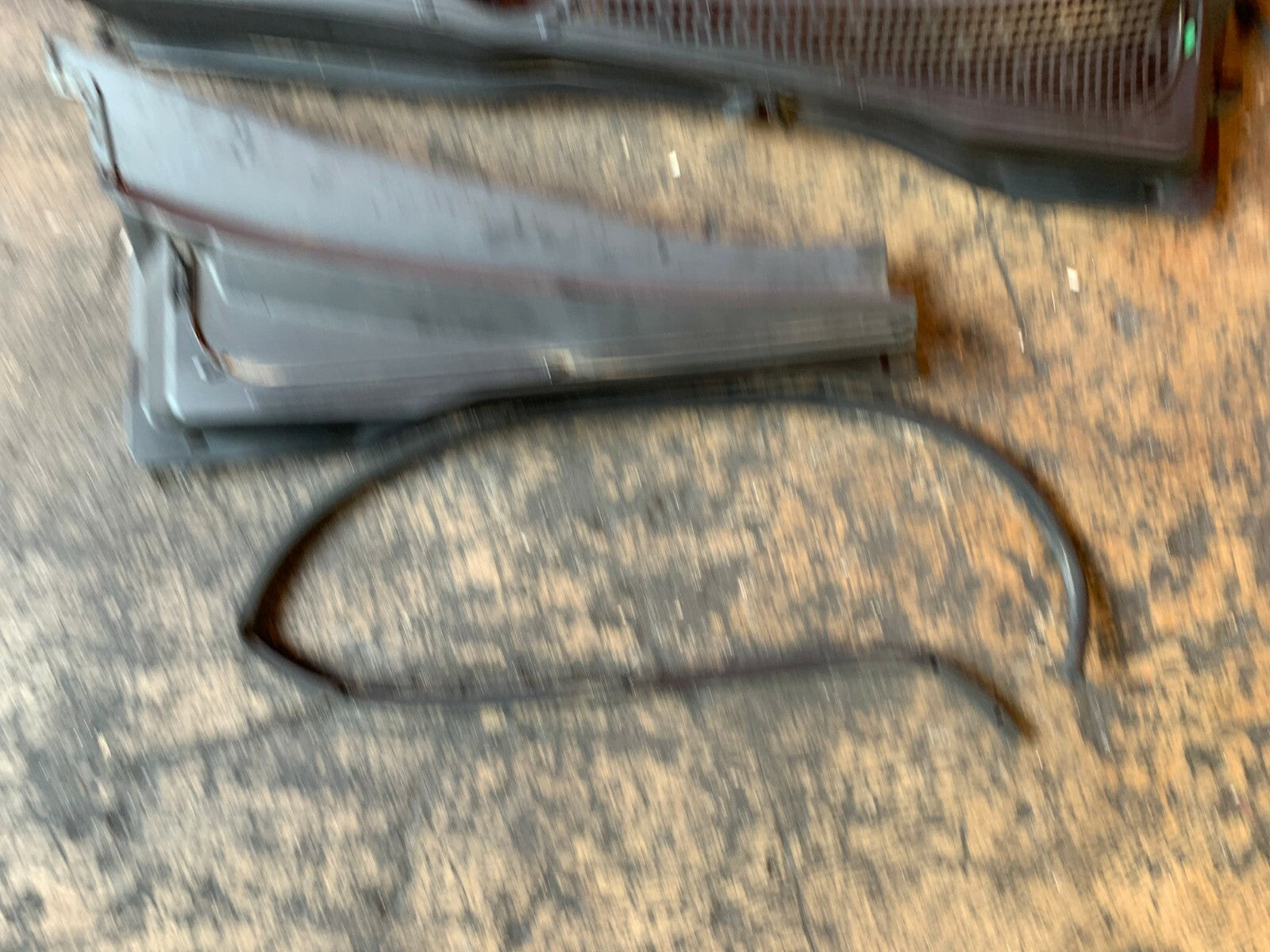 OEM 2004 04 ACURA RSX TYPE S   WINDSHIELD WIPER COWL WITH GASKET5