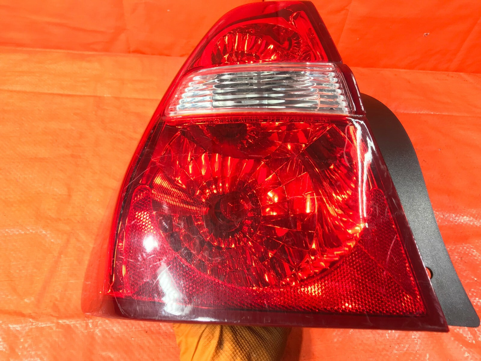 OEM 2005 2006 2007 CHEVROLET MALIBU CLASSIC DRIVER LEFT TAIL LIGHT LAMP 05 06 073