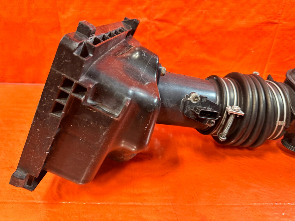 03 07 INFINITI G35 COUPE   VQ35DE AIR INTAKE ARM W/ MAF SENSOR   OEM #2986
