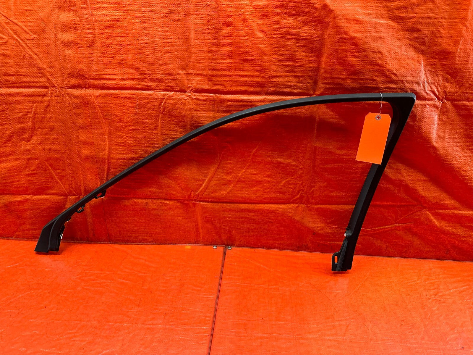 08 12 HONDA ACCORD SEDAN   PASSENGER RIGHT FRONT INTERIOR WINDOW TRIM   OEM #2390