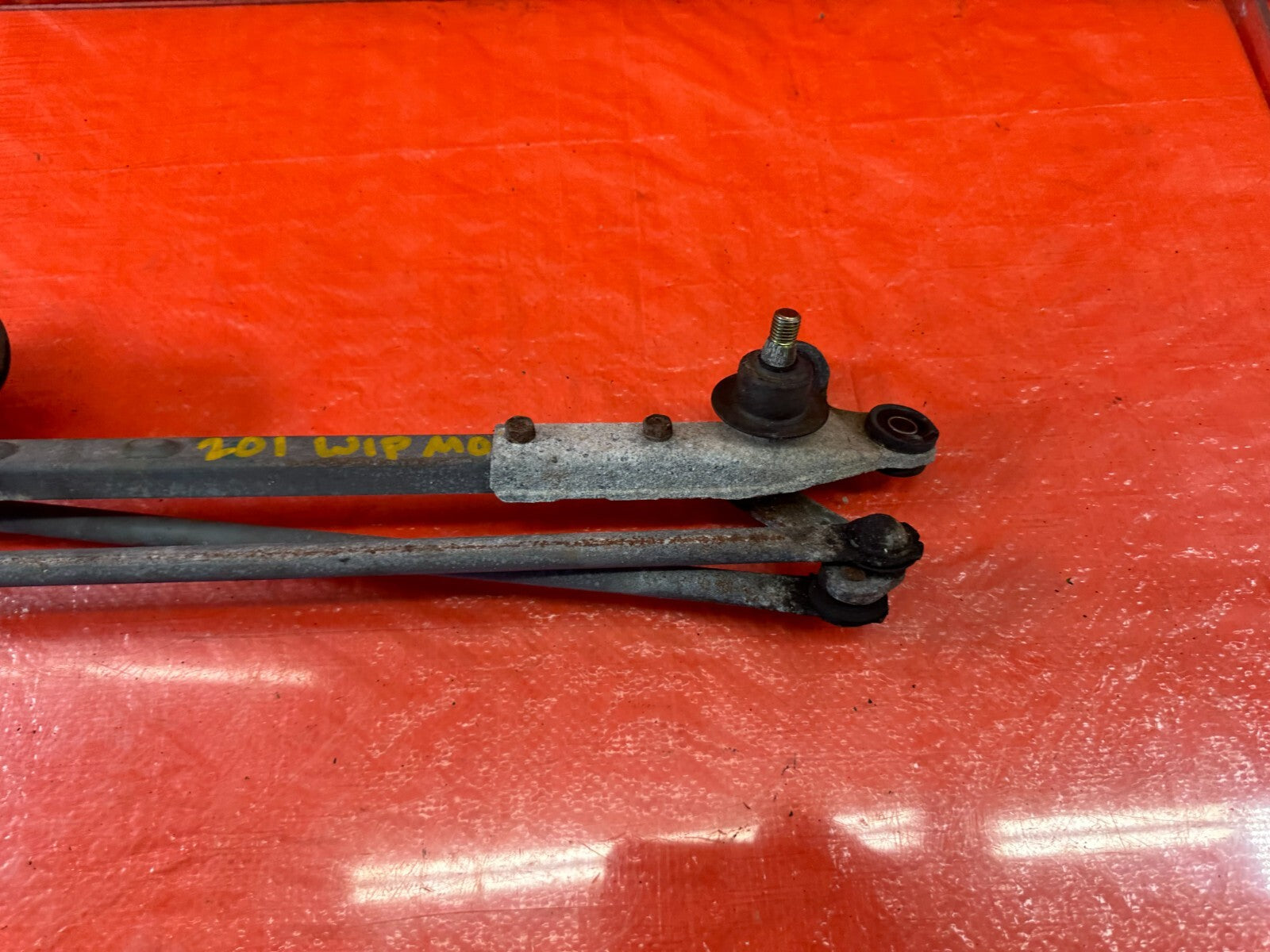 96 00 HONDA CIVIC   WINDSHIELD WIPER MOTOR AND WIPER LINKAGE COMBO   OEM #2014