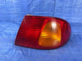 OEM 2002 02 TOYOTA COROLLA S   PASSENGER RIGHT  OUTER TAIL LIGHT R RH0