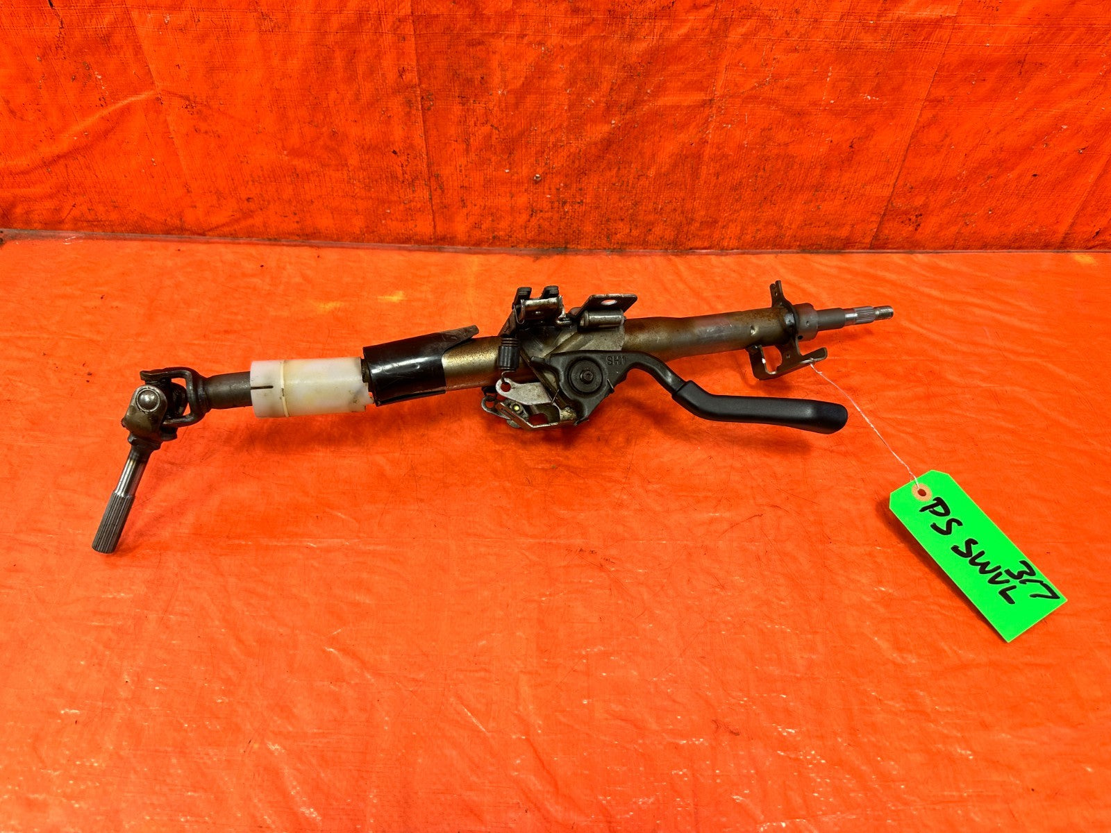 90 91 HONDA CIVIC HATCHBACK   STEERING COLUMN SHAFT   OEM 3170
