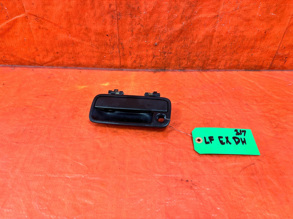 90 91 HONDA CIVIC HATCHBACK   DRIVER LEFT EXTERIOR DOOR HANDLE   OEM #3170