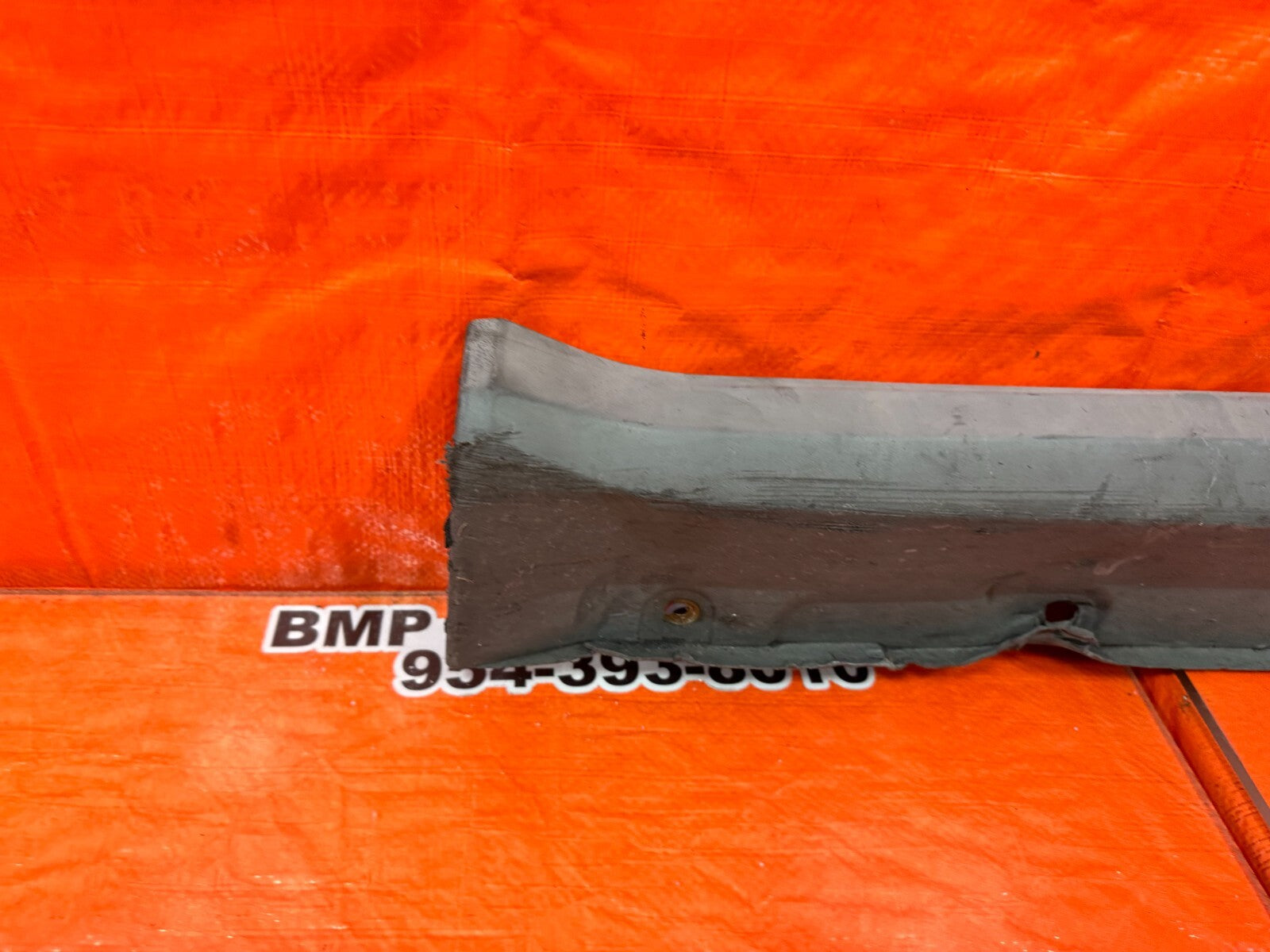 00 05 TOYOTA CELICA   SIDE SKIRT ROCKER MOLDING TRIM LEFT SIDE NON TRD   OEM 25012