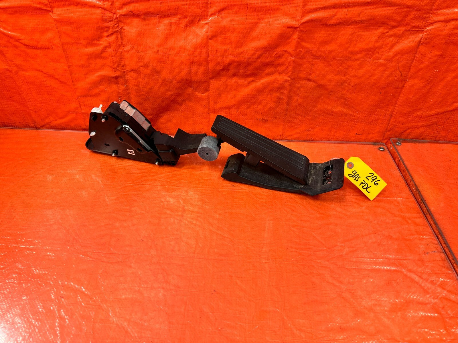 2020 20 INFINITI Q50   ADAPTIVE STEERING GASOLINE PEDAL GAS PEDAL FUEL PEDAL 2960