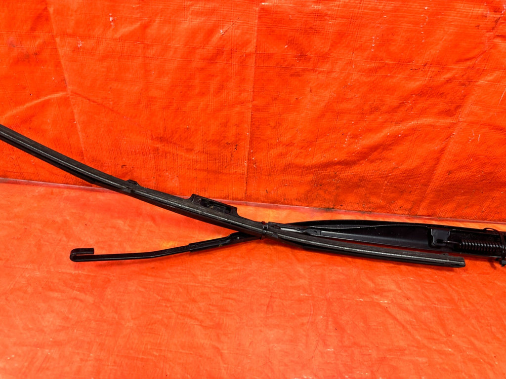 14 20 INFINITI Q50   WINDSHIELD WIPER ARMS   LEFT AND RIGHT ARM SET   OEM #2968