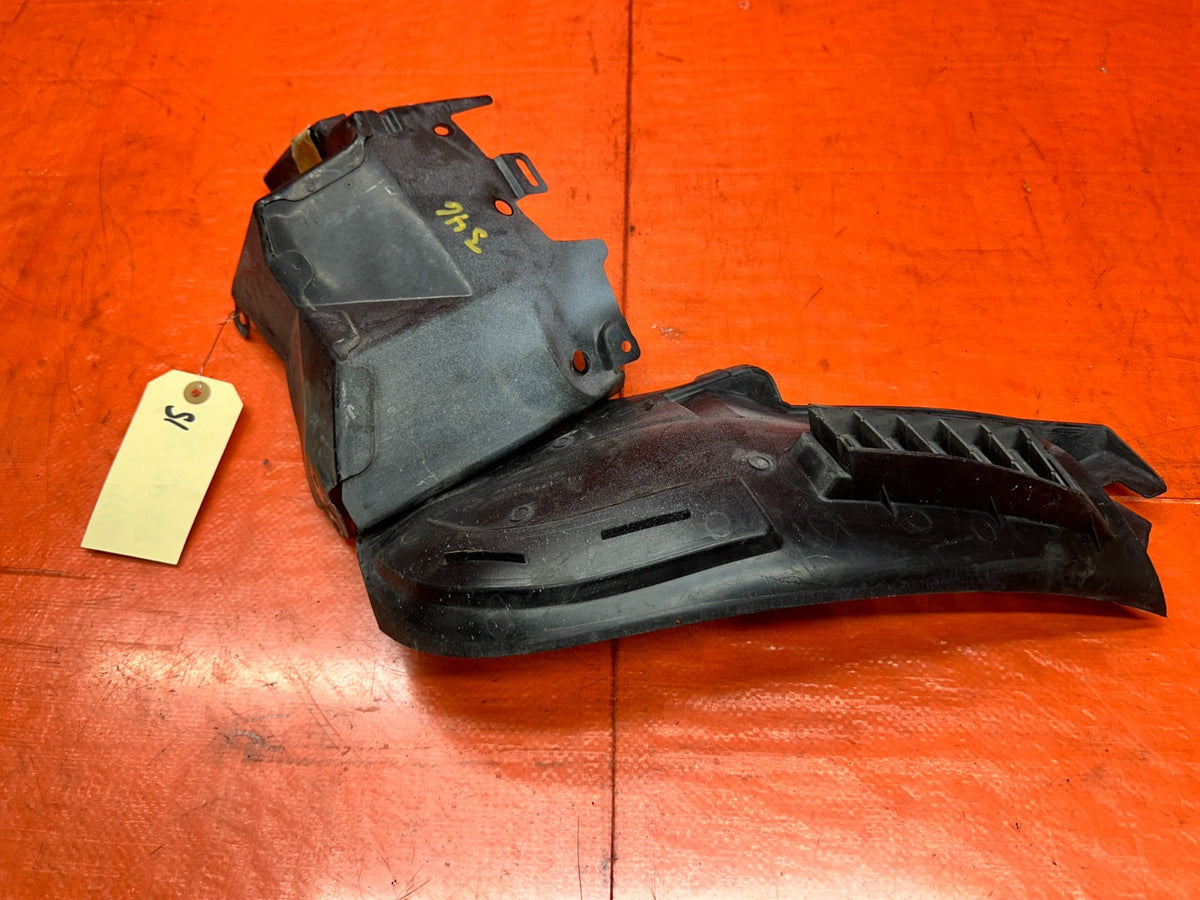 03-08 NISSAN 350Z REAR BUMPER MOUNTING BRACKET HOLDER 78818-CD000 OEM #3466