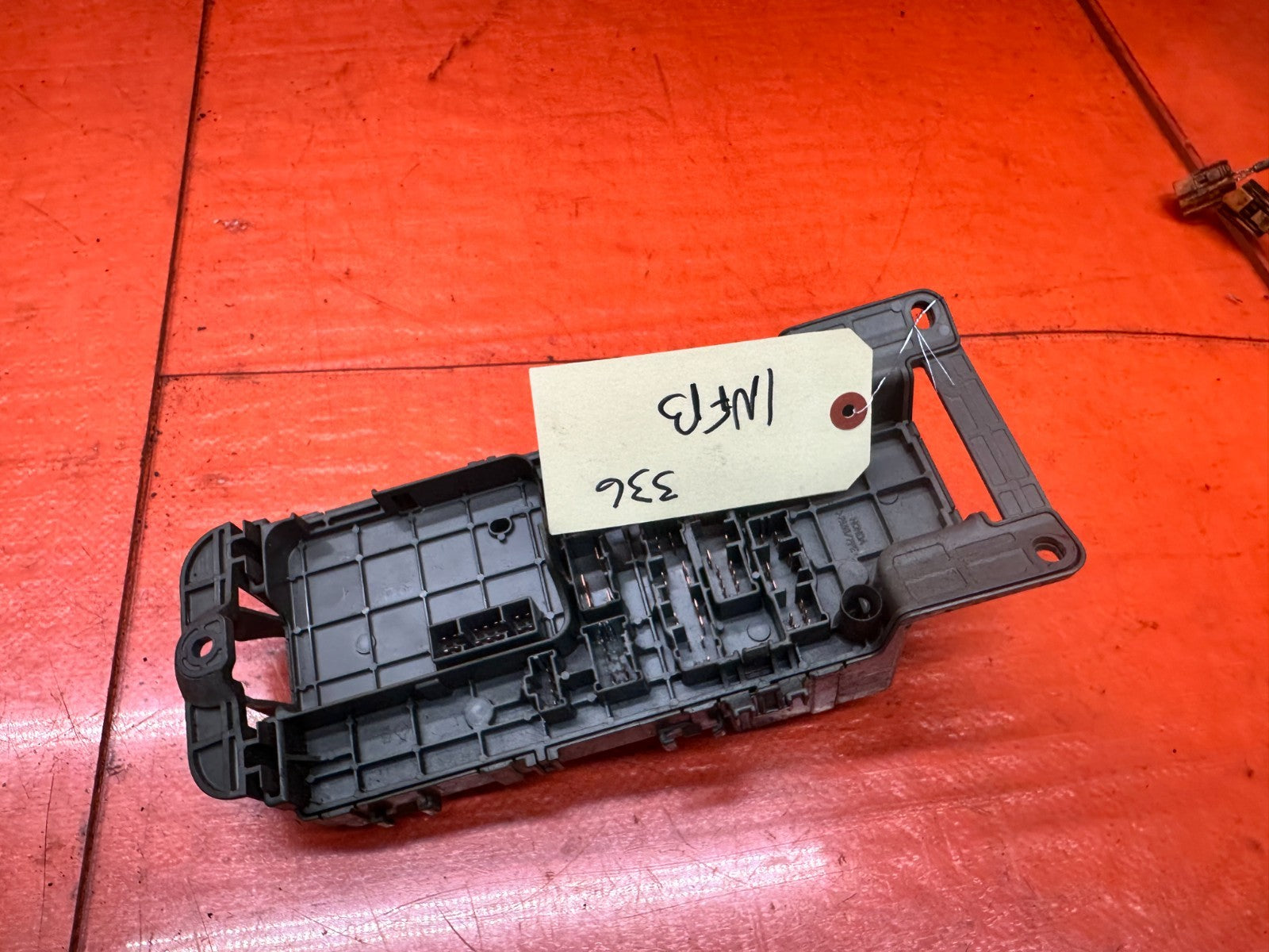 97 01 HONDA PRELUDE 2.2L INTERIOR CABIN UNDER DASH RELAY FUSE BOX BLOCK #3369