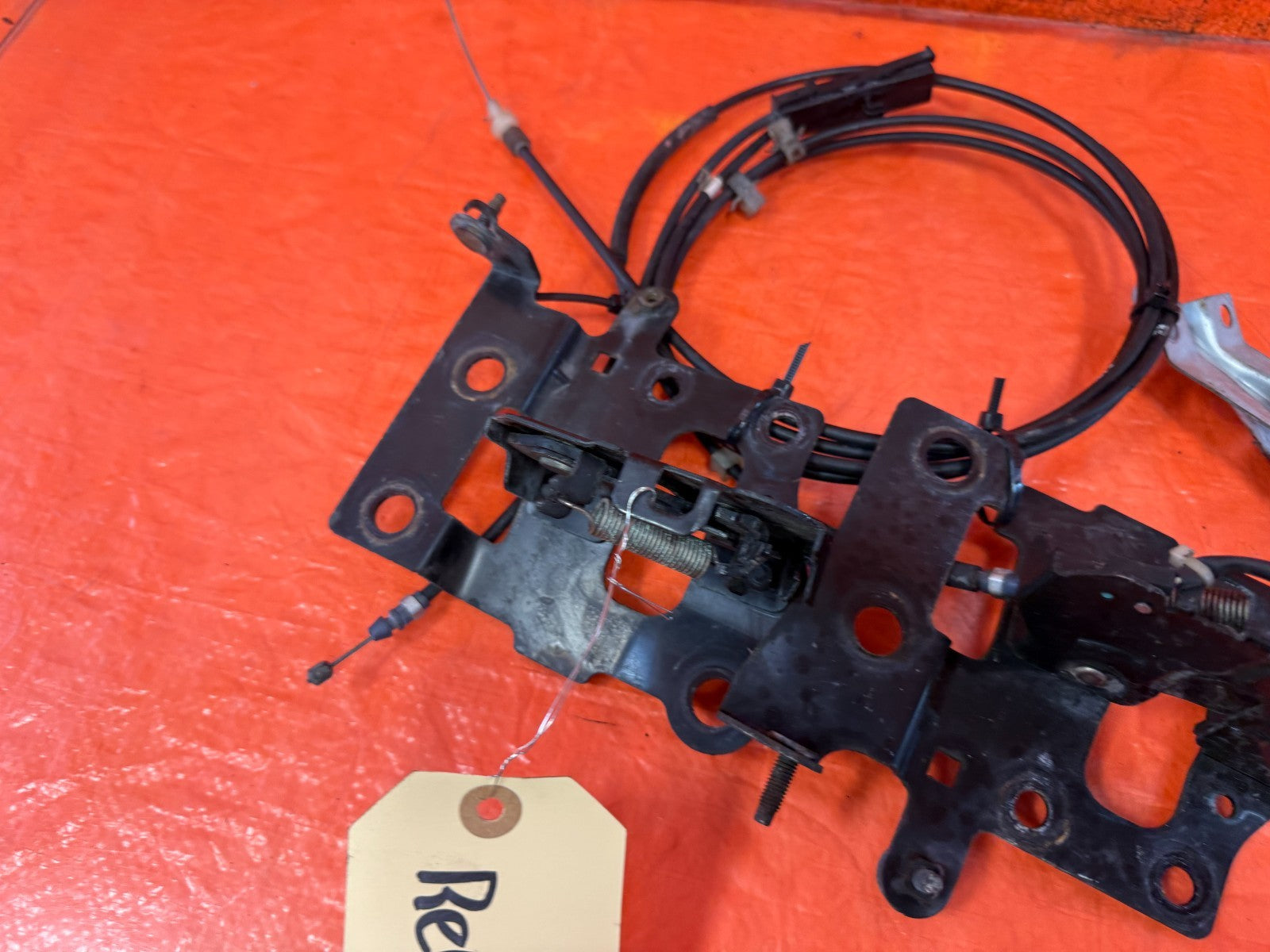08 15 INFINITI G37 COUPE & CONVERTIBLE   HOOD RELEASE WIRE CABLE   OEM 3286