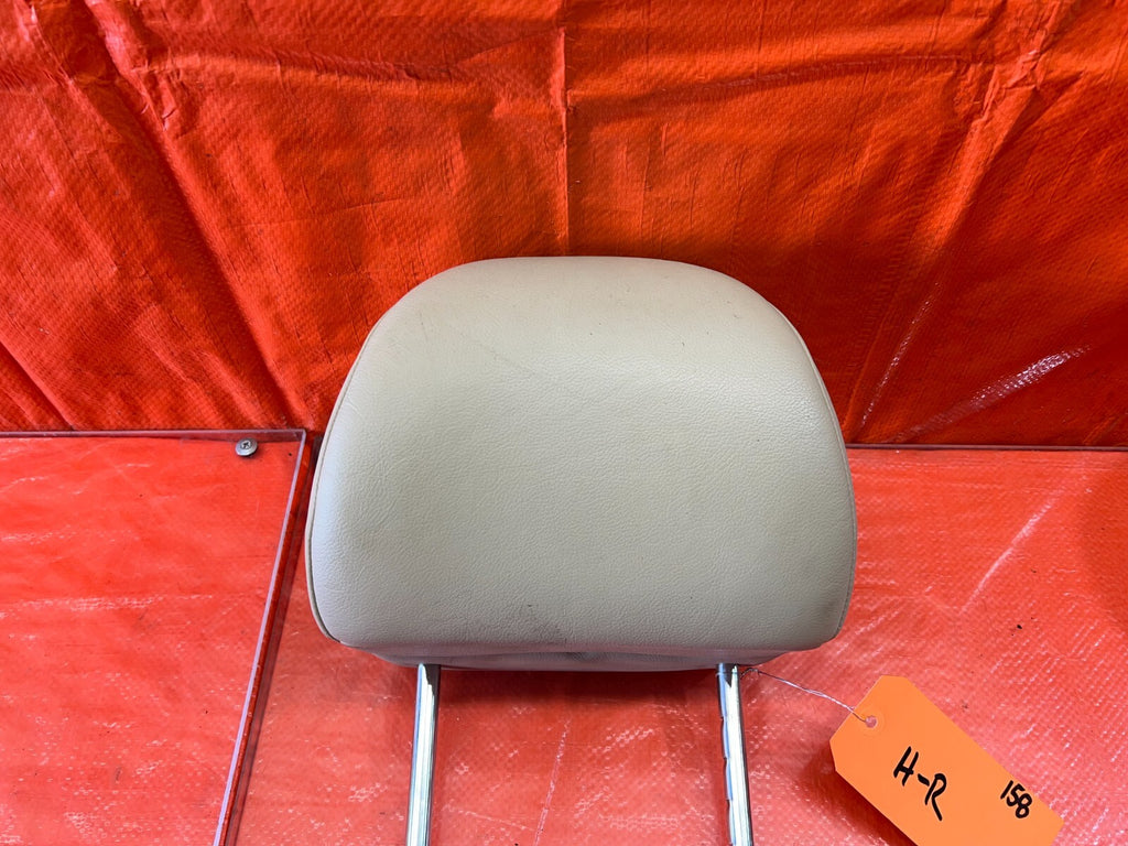 09 10 ACURA TSX   FRONT SEAT HEAD REST LEFT OR RIGHT   IVORY COLOR   OEM #158 15