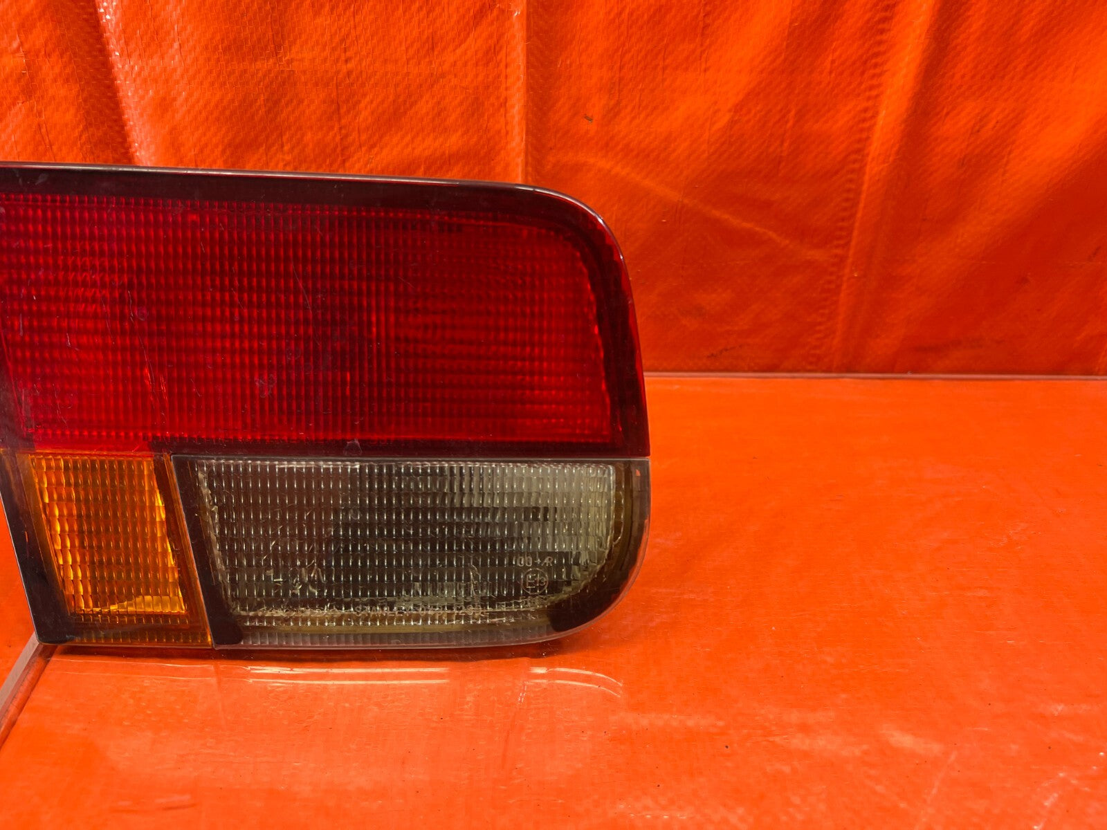 96 98 HONDA CIVIC   COUPE   DRIVER LEFT   INNER TAIL LIGHT LAMP   OEM #1304