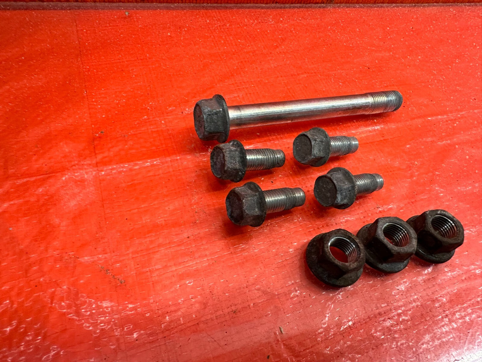 08 15 LANCER EVOLUTION X EVO 10   DRIVER LEFT MOTOR MOUNT BOLTS HARDWARE OEM 2174