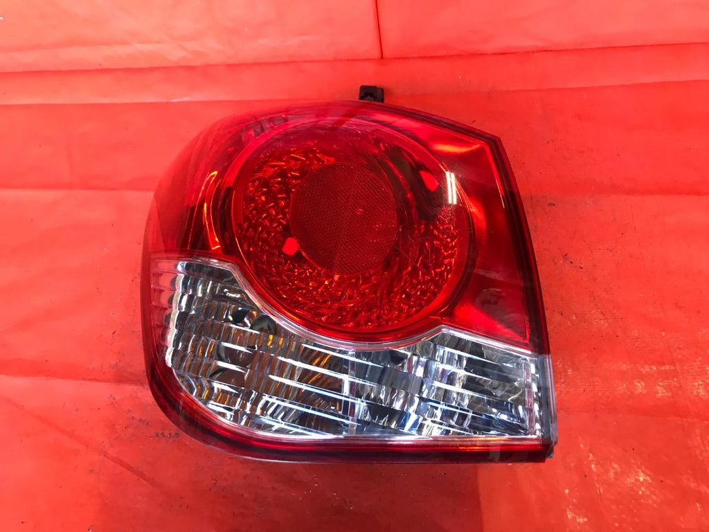 OEM 2014 2015 2016 CHEVROLET CRUZE SEDAN DRIVER LEFT TAIL LIGHT LAMP OUTER 0