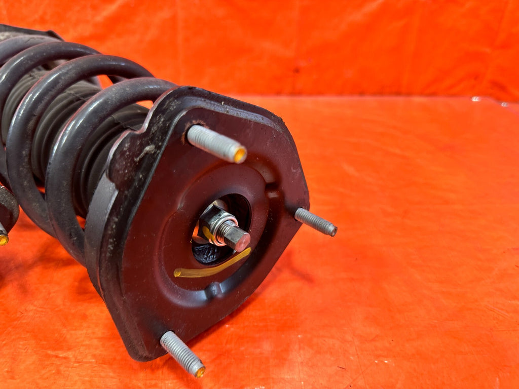 2020 20 INFINITI Q50   NON SPORT MODEL ONLY   LEFT RIGHT REAR SHOCKS   OEM 2968