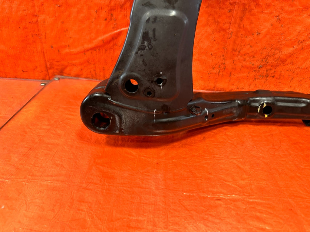 HYUNDAI GENESIS COUPE FRONT SUBFRAME CROSSMEMBER SUB FRAME ENGINE CRADLE  3259
