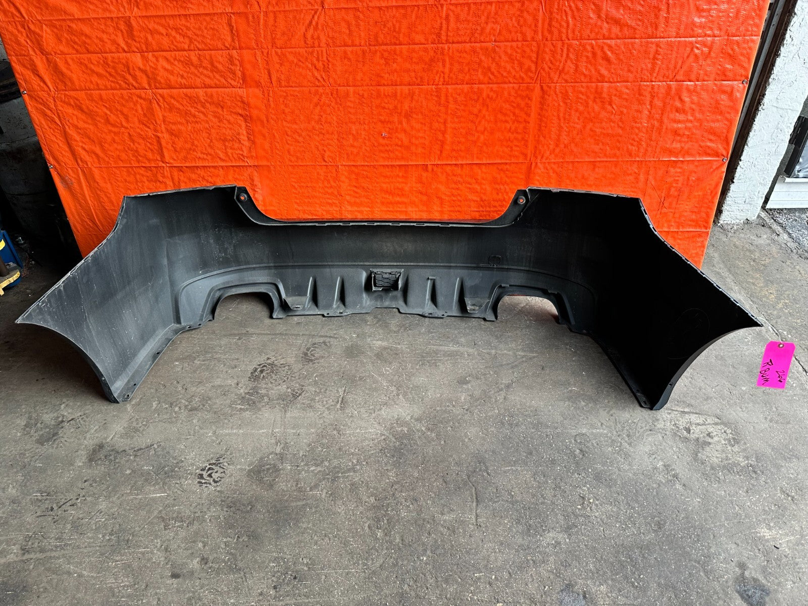 15 21 SUBARU WRX & STI   REAR BUMPER COVER   W/ DIFFUSER   OEM #26615