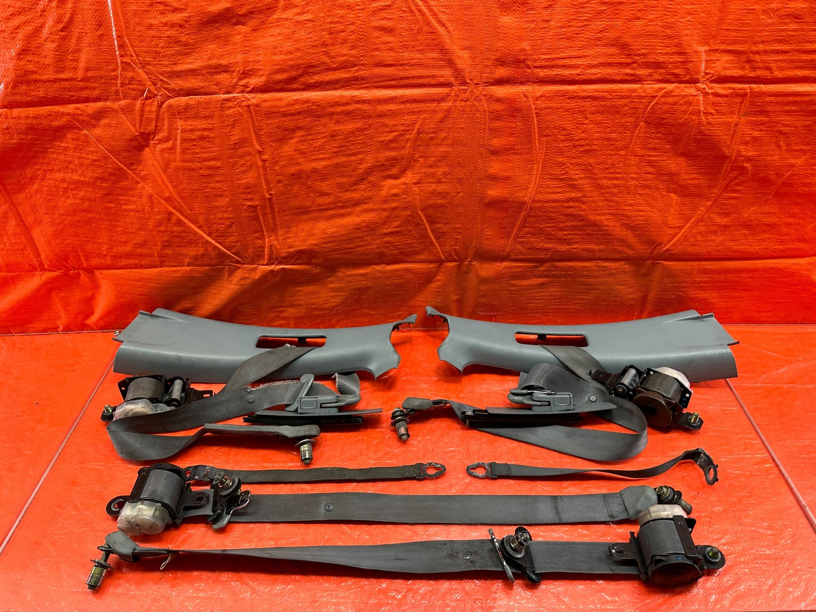 95 97 HONDA ODYSSEY   REAR SEAT BELT SET   LEFT & RIGHT SEAT BELTS   OEM #1930