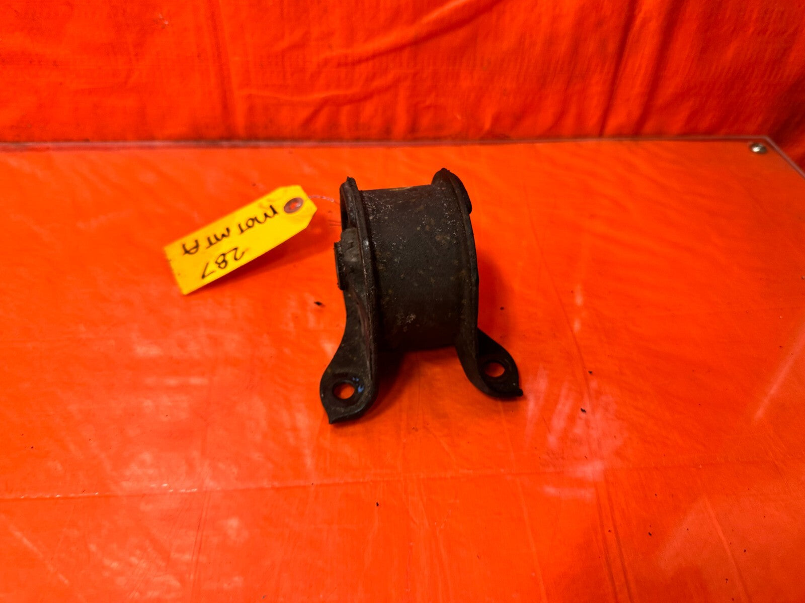 96 00 HONDA CIVIC   REAR MOTOR MOUNT   OEM FACTORY OE #2873
