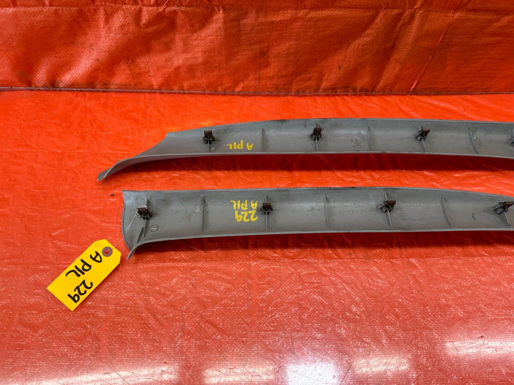 94 01 INTEGRA SEDAN A PILLAR TRIM SET   LEFT RIGHT A PILLARS   OEM FACTORY #22912