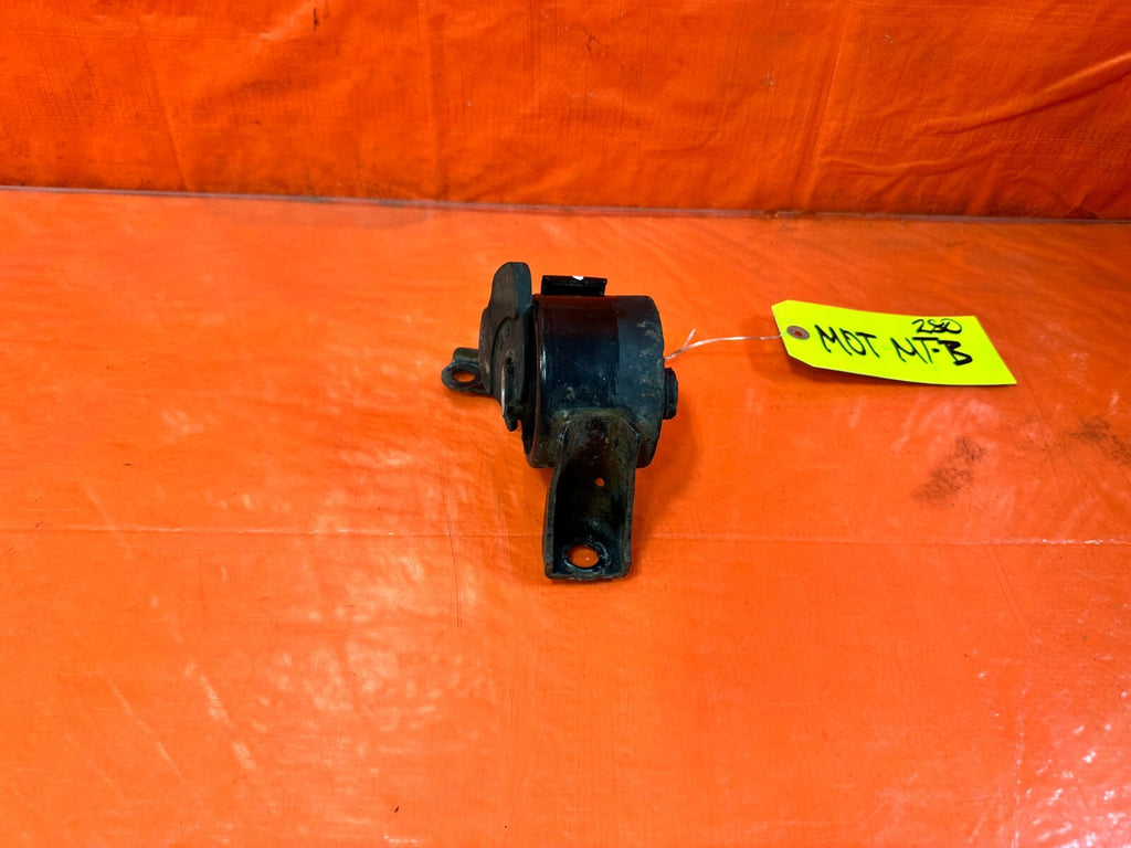 02 06 ACURA RSX   DRIVER LEFT MANUAL STICK SHIFT TRANSMISSION MOUNT OEM #2802