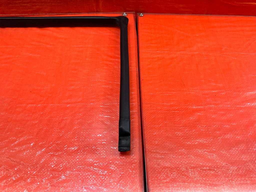 02 05 HONDA CIVIC SI EP3 HATCH DOOR TO CHASSIS OPEN TRIM WEATHER STRIP OEM #2165