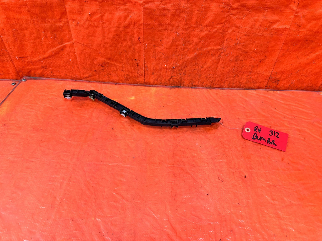 04 08 ACURA TSX   RIGHT REAR   BUMPER BRACKET CLIP SPACER RETAINER   OEM #3120