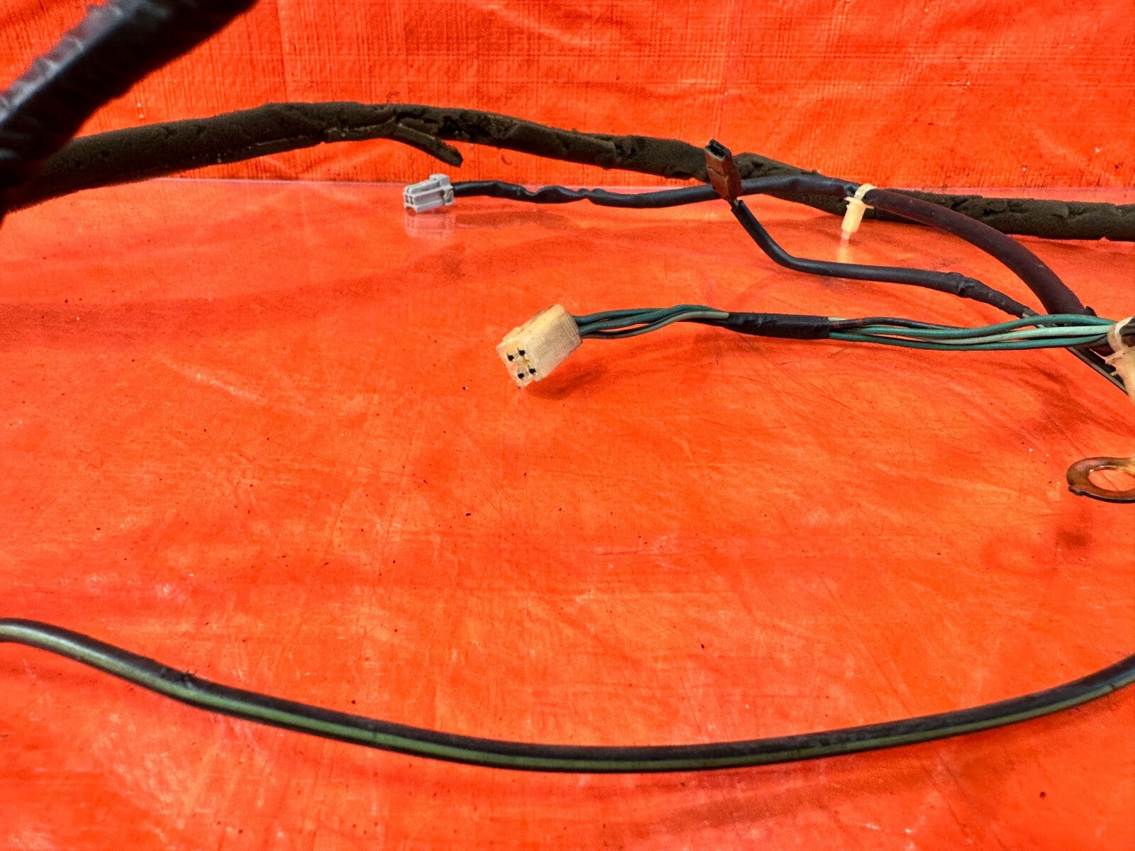 94 97 ACURA INTEGRA 2D   TAILGATE HATCH REAR LATCH WIRE HARNESS WIRING LOOM 2818