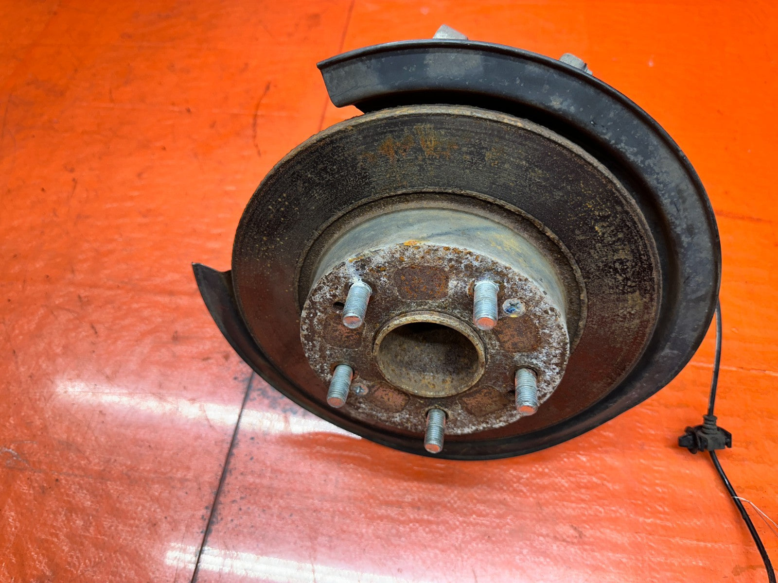 13 15 HONDA CIVIC SI 4D 2.4L RIGHT PASSENGER REAR SPINDLE KNUCKLE HUB OEM #3344