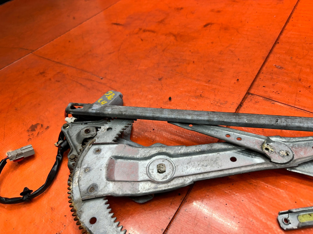 97 01 HONDA PRELUDE 2.2L DRIVER LEFT DOOR WINDOW REGULATOR WITH MOTOR #33610