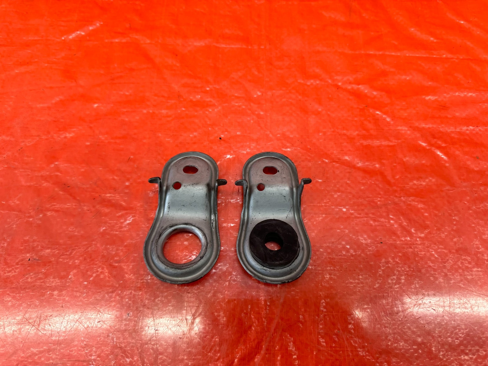 00 09 HONDA S2000   RADIATOR MOUNTING BRACKET SET LEFT & RIGHT OEM FACTORY #19711