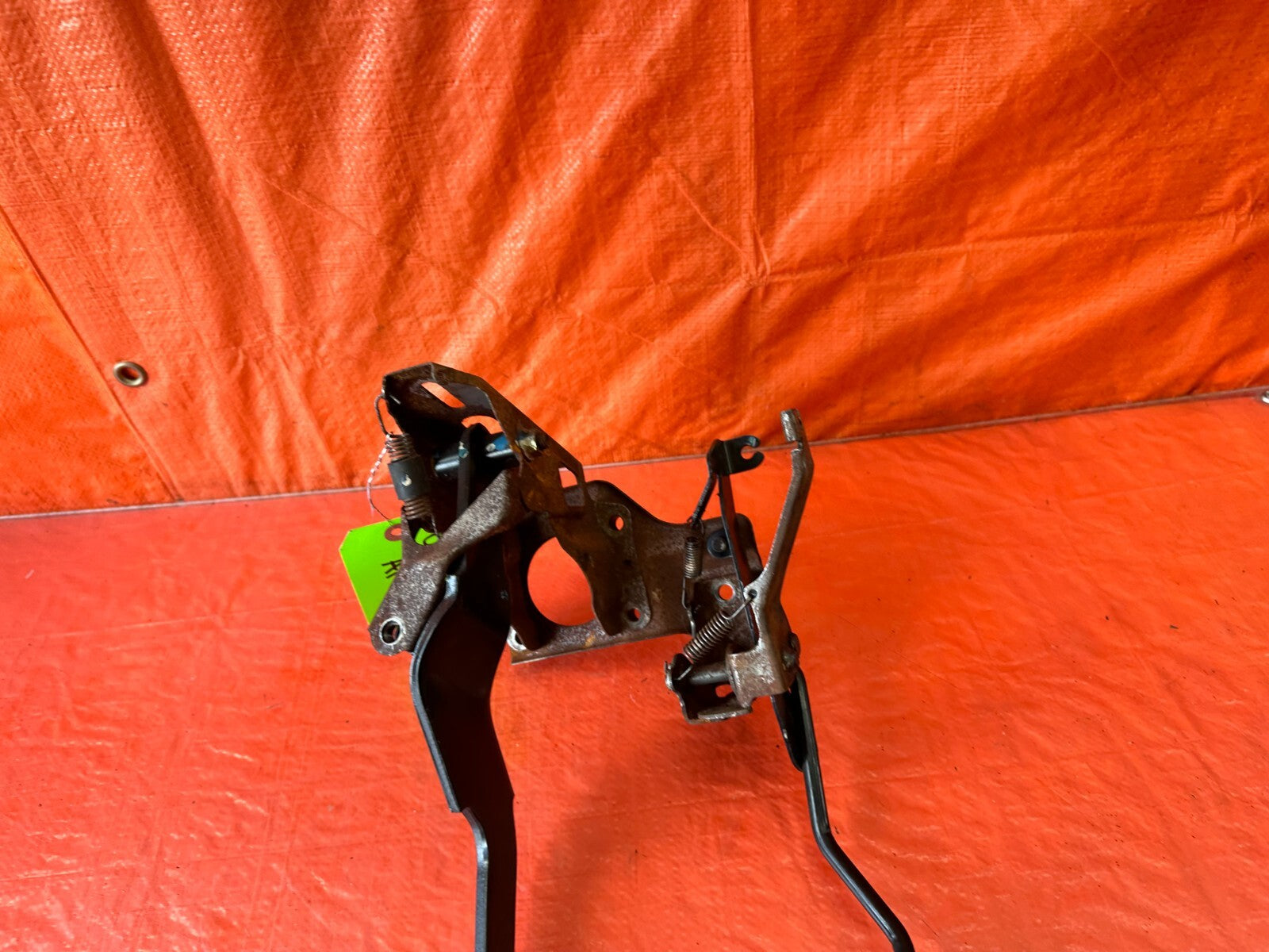 96 00 HONDA CIVIC   AUTOMATIC TRANSMISSION ONLY   BRAKE & GAS PEDAL   OEM #003