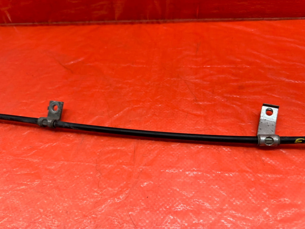 00 09 HONDA S2000   PASSENGER RIGHT EMERGENCY PARKING BRAKE CABLE LINE   OEM 1977