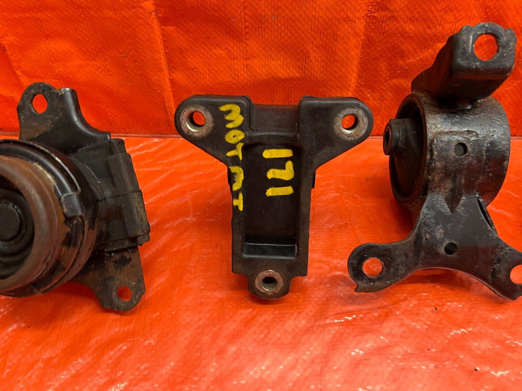 02 06 ACURA RSX BASE TYPE S 02 05 EP3   ENGINE MOTOR TRANSMISSION MOUNTS #17114