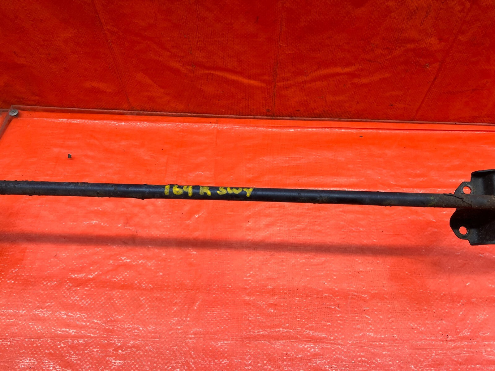 94 01 INTEGRA LS RS GS GS R   REAR   SWAY STABILIZER BAR   52300 SR3 A01 OEM 1646