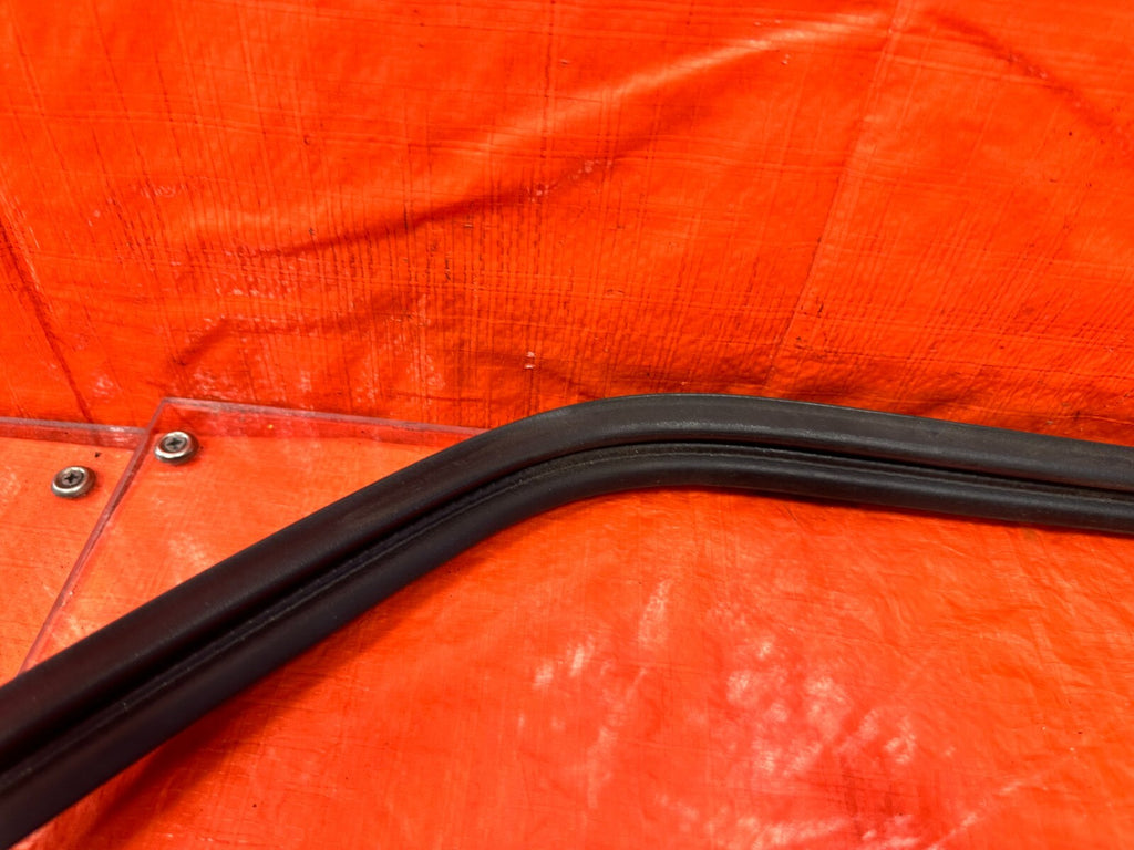 09 14 ACURA TSX   REAR TRUNK WEATHER STRIP RUBBER GASKET   OEM FACTORY #2795