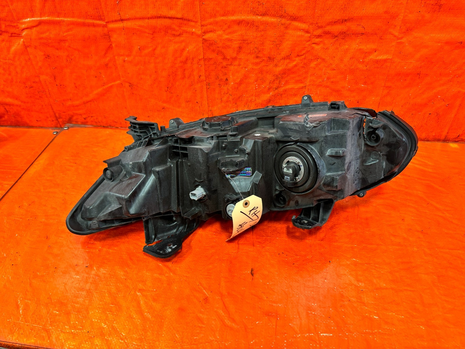 18 22 HONDA ACCORD 1.5L   PASSENGER RIGHT HEADLIGHT HEADLAMP  PARTS ONLY OEM 32410