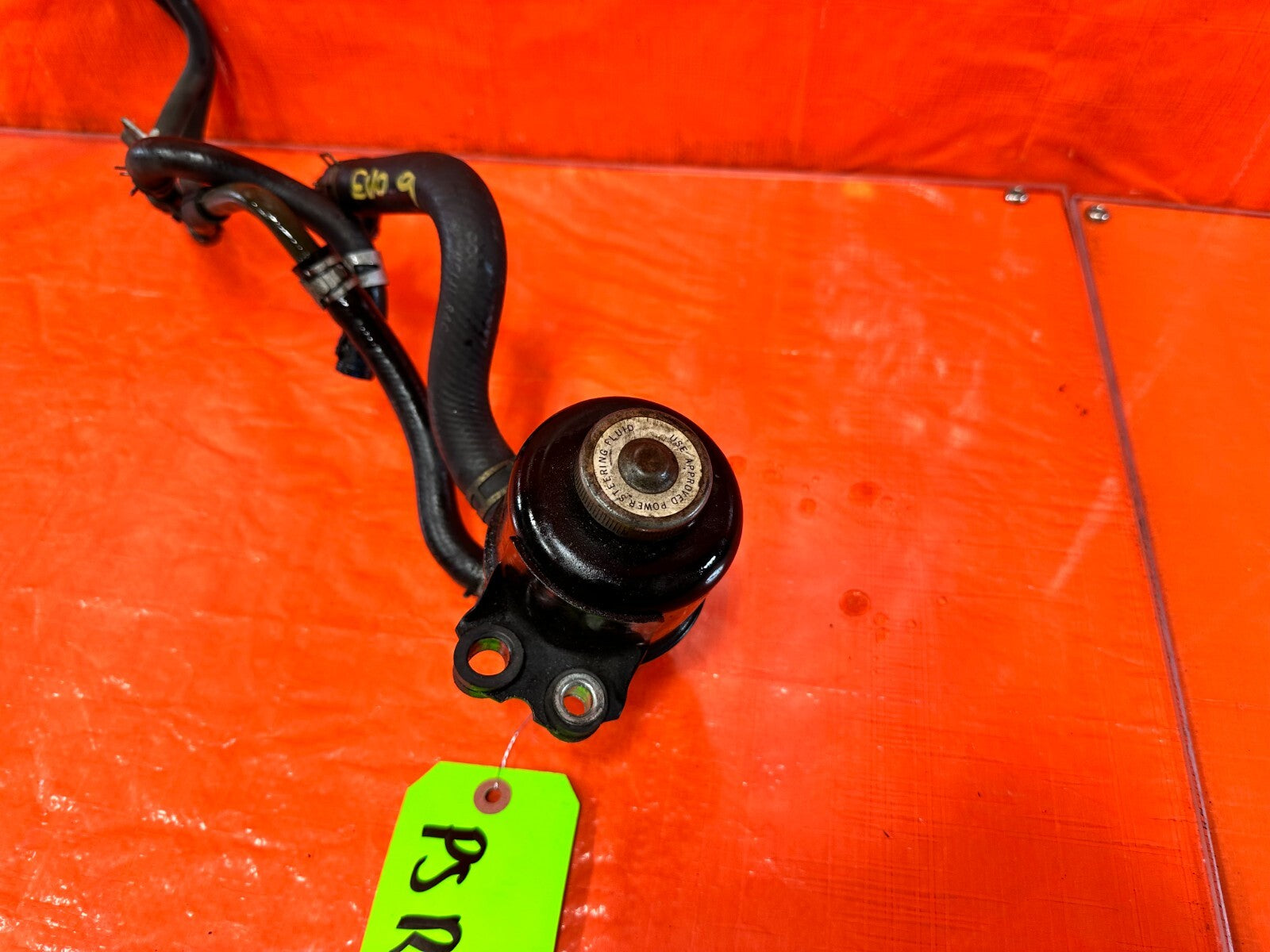 03 06 LANCER EVOLUTION VIII 8 EVO IX 9   POWER STEERING RESERVOIR TANK AND LINES4