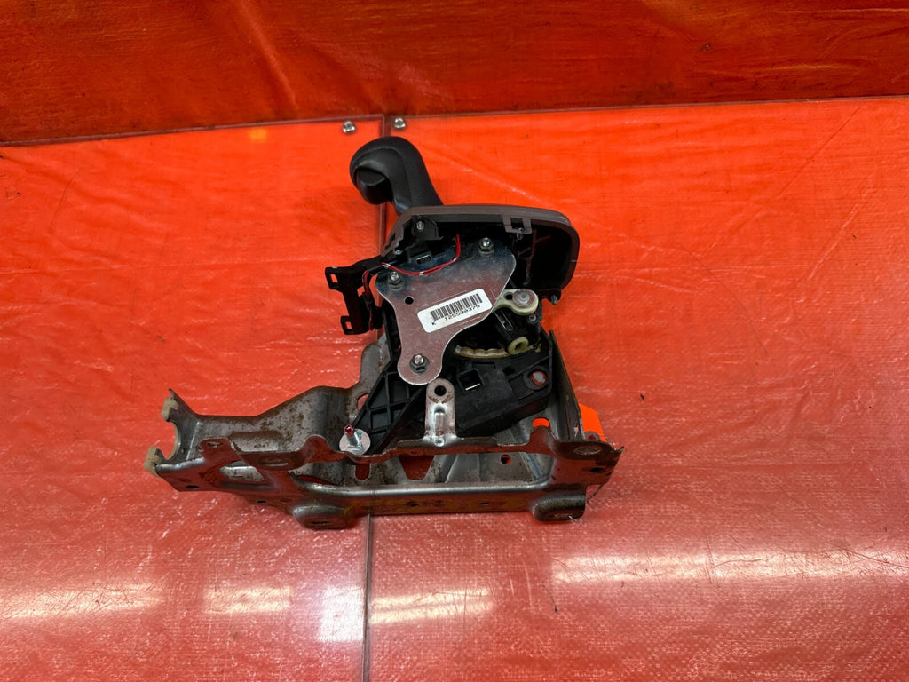 10 12 HONDA ACCORD   AUTOMATIC TRANSMISSION SHIFTER / GEAR SELECTOR   OEM #2395