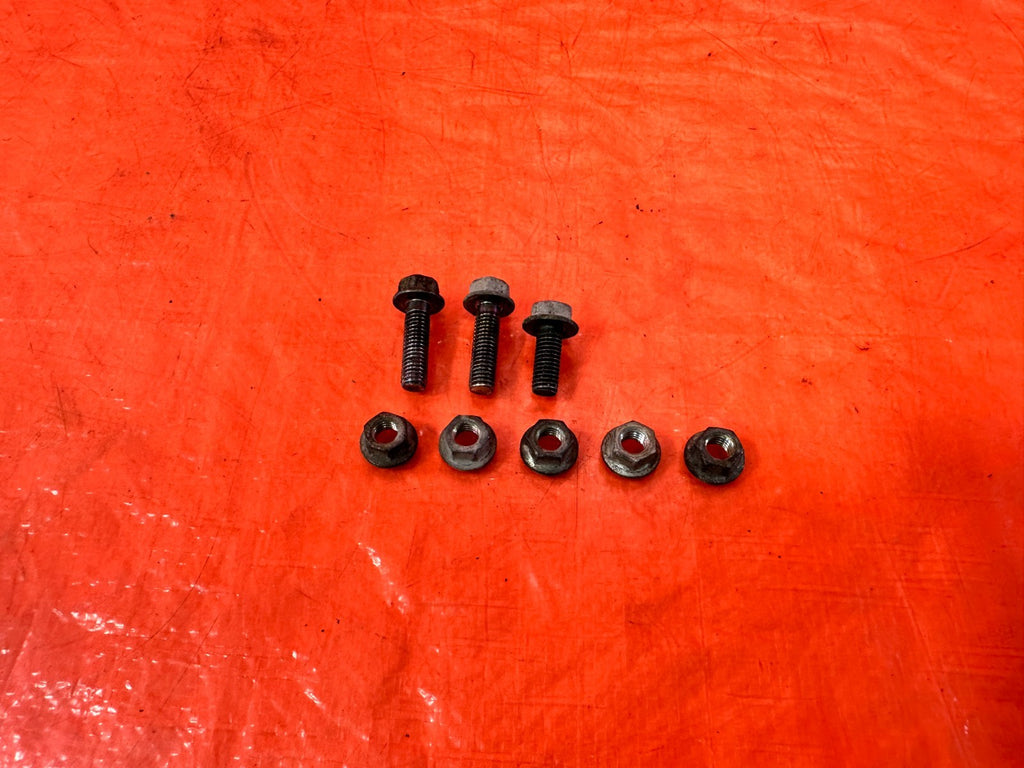 97 01 HONDA CR V CRV   B20 B20B B20Z   INTAKE MANIFOLD BOLTS HARDWARE OEM 3011