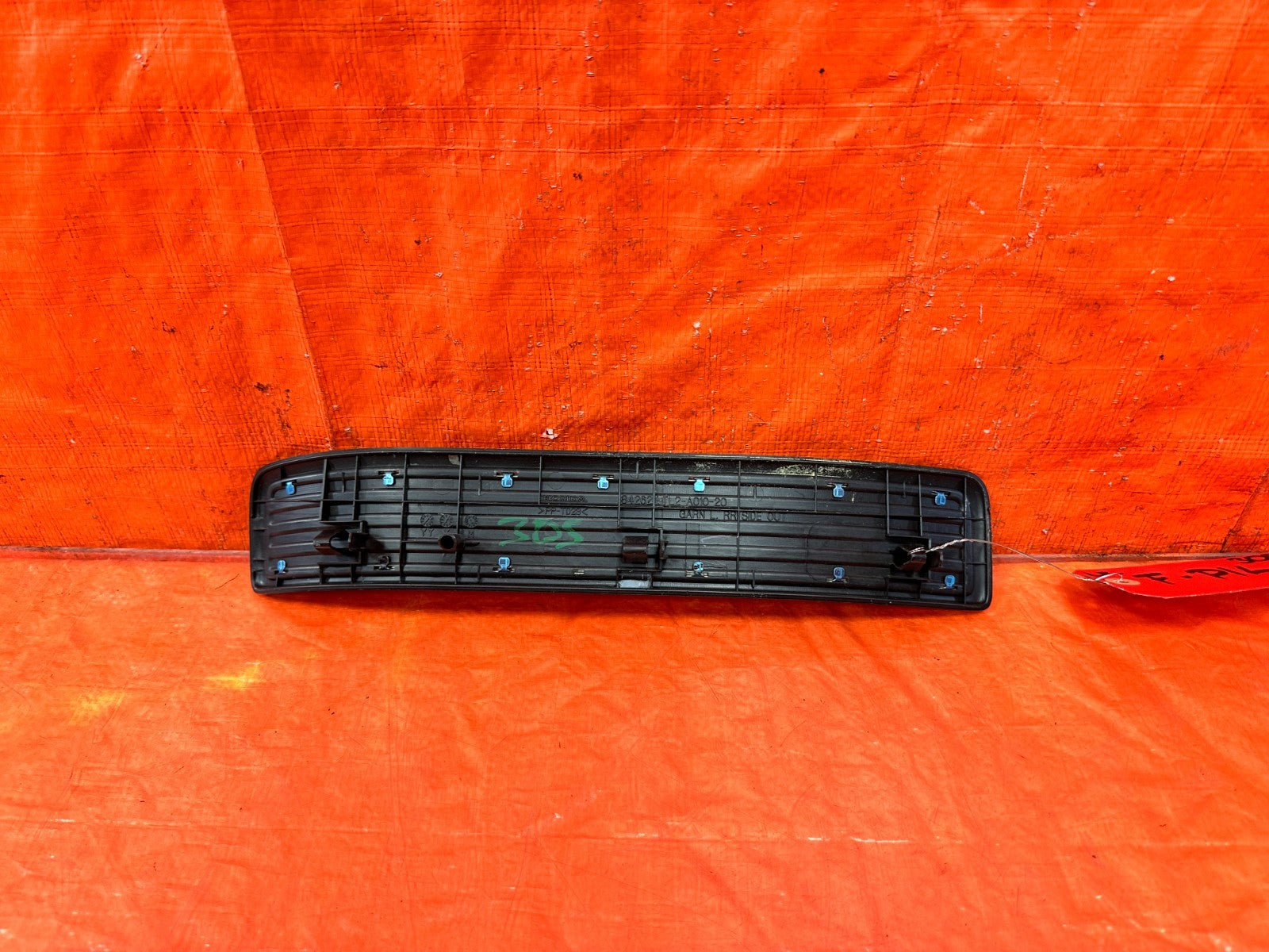 09 14 ACURA TSX   DRIVER LEFT REAR FLOOR PILLAR SCUFF PLATE   OEM 3053