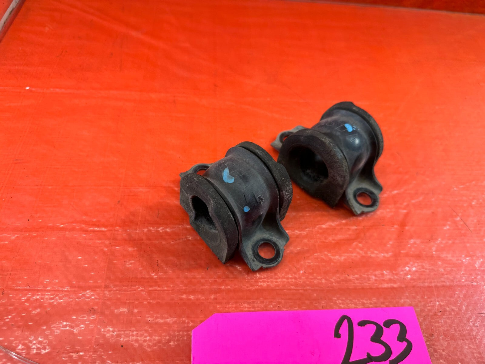 09 14 ACURA TSX   FRONT SWAY BAR MOUNTING BRACKET & BUSHING SET   OEM #2334