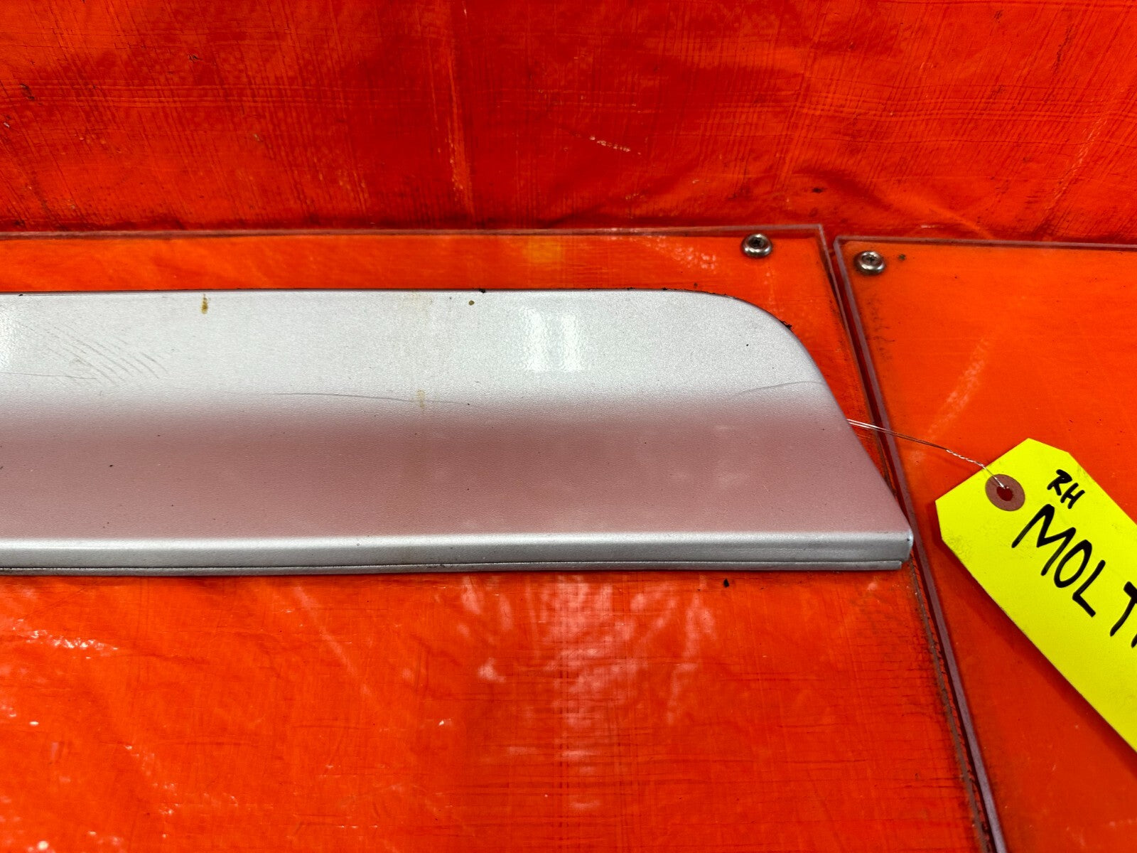 88 89 HONDA CRX   RIGHT   LOWER DOOR MOLDING TRIM INSERT LINER LINING OEM #2772