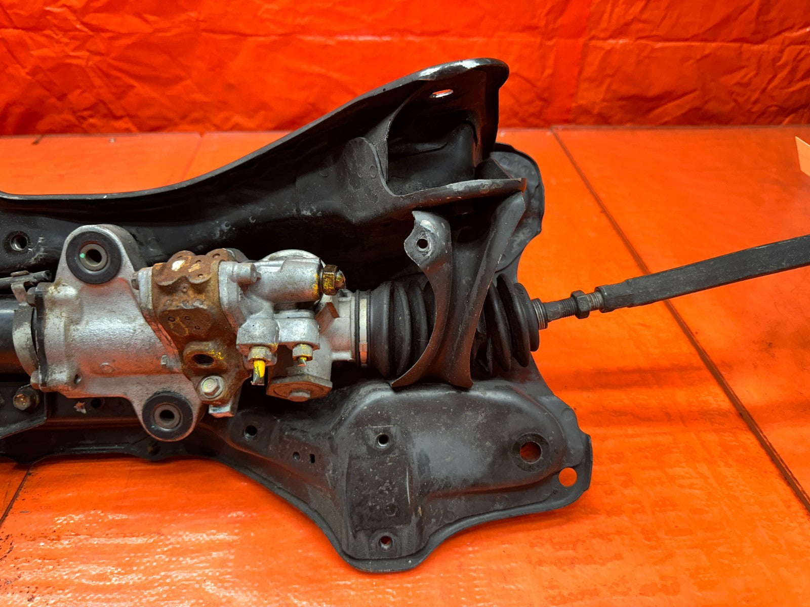 92 96 HONDA PRELUDE FRONT SUBFRAME REAR HALF W/ STEERING RACK  AS WELL OEM #33211