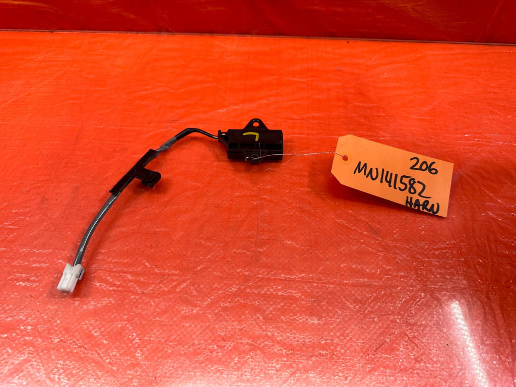 08 15 LANCER EVOLUTION EVO X 10   KEYLESS ENTRY ANTENNA MN141582   OEM OE #2068