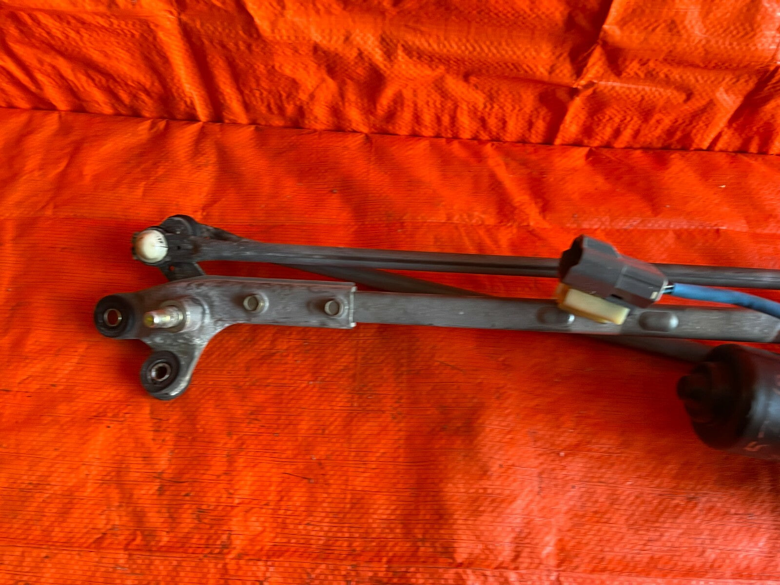 94   01 ACURA INTEGRA 2 & 4 DOOR FRONT WINDSHIELD WIPER MOTOR WITH LINKAGE #577