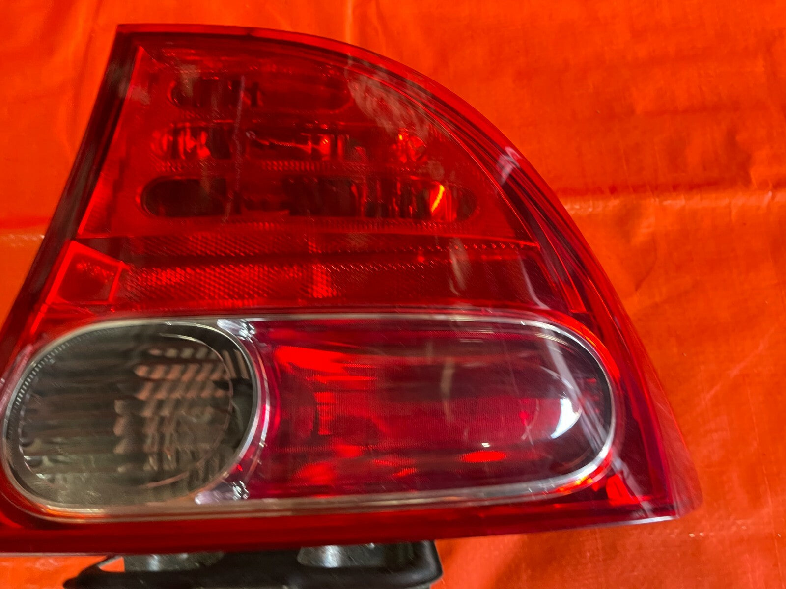 06 08 HONDA CIVIC   4 DOOR SEDAN   PASSENGER RIGHT OUTER TAIL LIGHT LAMP OEM3