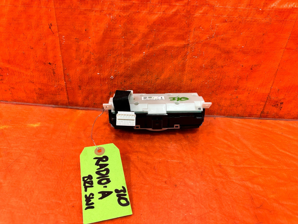 09 15 INFINITI G37 CONVERTIBLE   RADIO CONTROL   28395 JK60B   OEM #3103