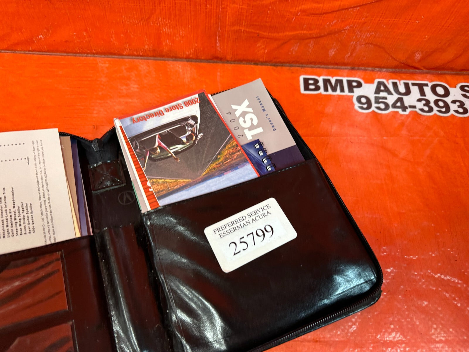 04 05 ACURA TSX   OWNERS MANUAL BOOKLET   OEM FACTORY OE #2556