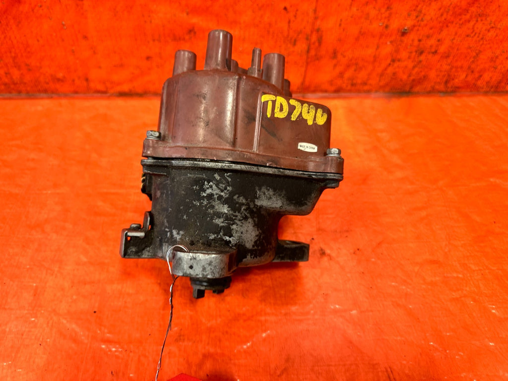 99 01 HONDA CR V CRV   TD74U DISTRIBUTOR 99 01 CRV B20 ENGINE MODEL NON VTEC 3256